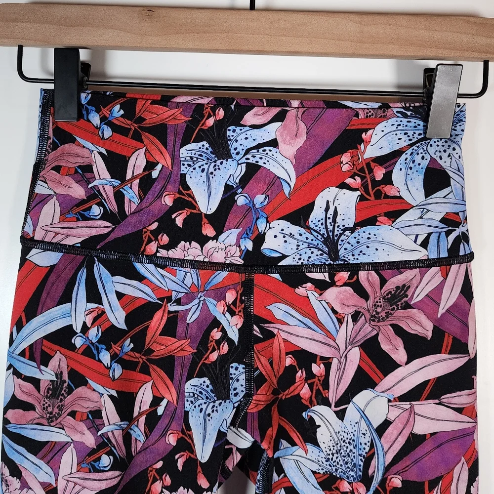 Lululemon Wunder Under Hi-Rise Crop Leggings Lush Lillies Multi Full On Luxtreme